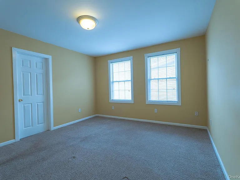 1-18 Willow Way #6 — Photo 8