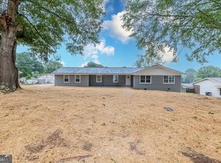 618 Hillside Dr, Cedartown, GA 30125