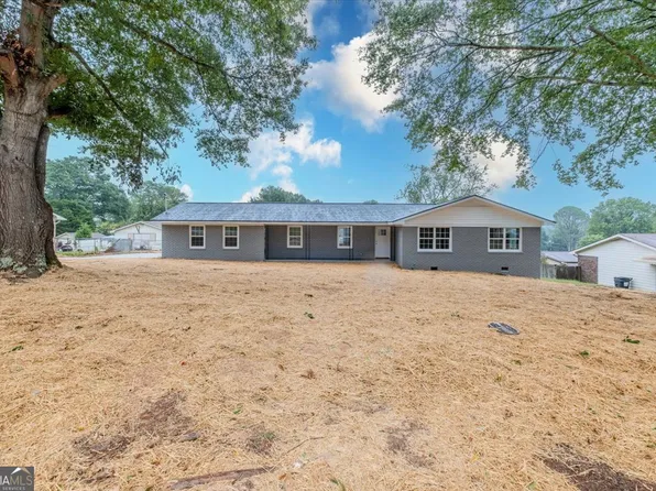 618 Hillside Dr, Cedartown, GA 30125