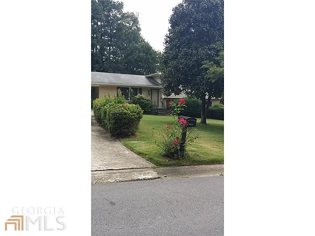 6242 Auburn Dr photo 1