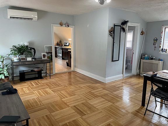 2nd image of 1864 W 11th St Floor 3