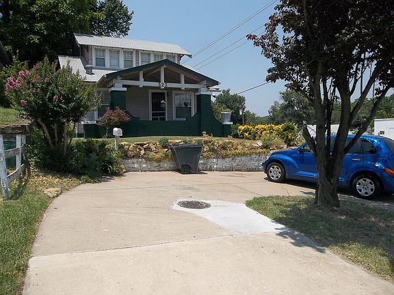 Front Exterior - summer