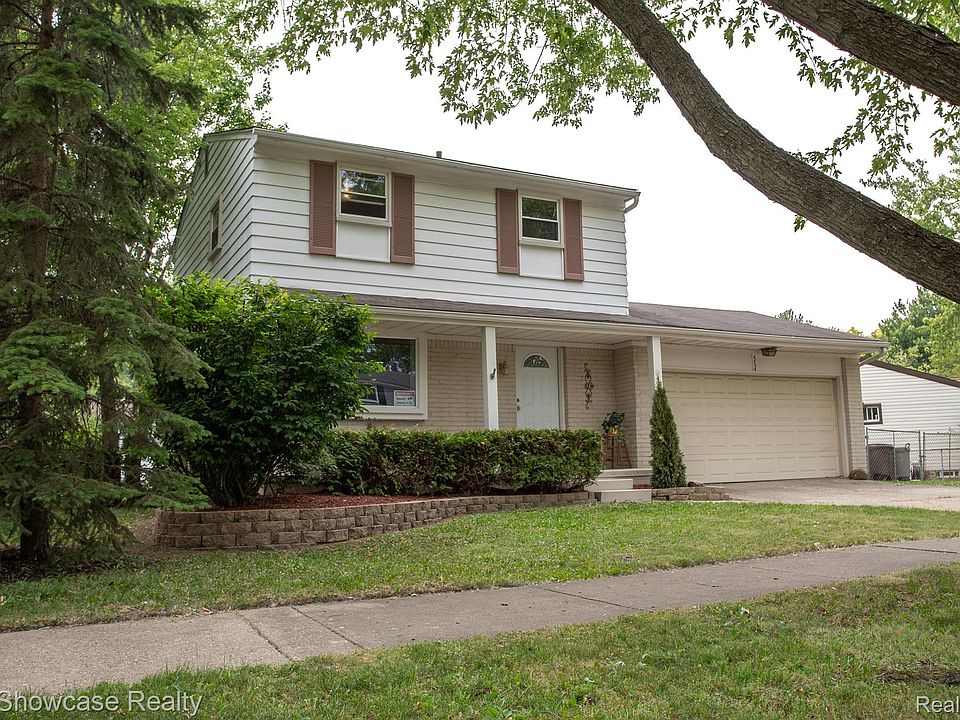 1st image of 564 Worchester St
