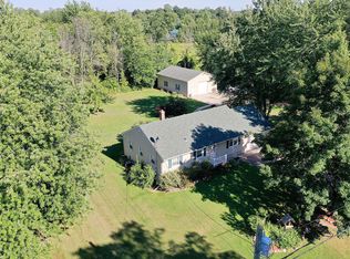 11220 Fees Rd, Grand Ledge, MI 48837