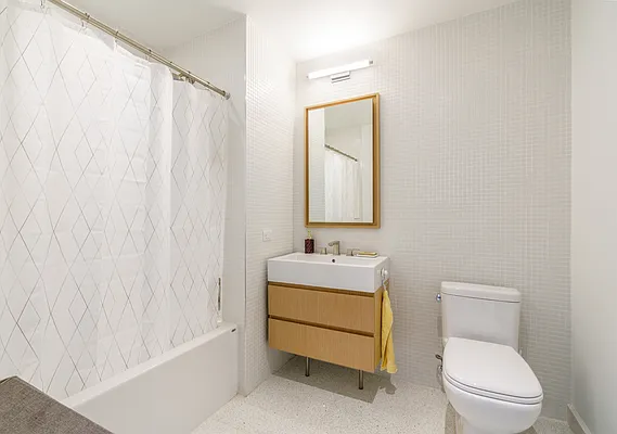 Rented by SERHANT. | media 52