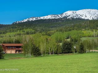 470 Yellow Rose Dr, Alta, WY 83414