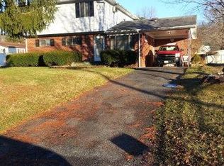 156 Davis Ln, Raven, VA 24639