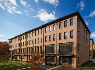 932 N Buchanan Ct #932, Arlington, VA 22203