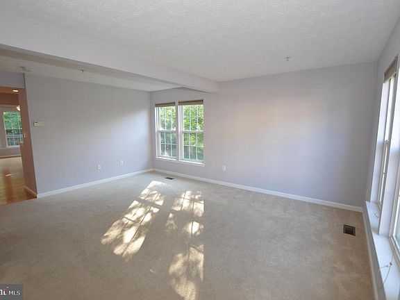 2nd image of 2517 Black Oak Way