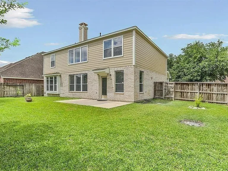 13002 Misty Bay Ln — Photo 30