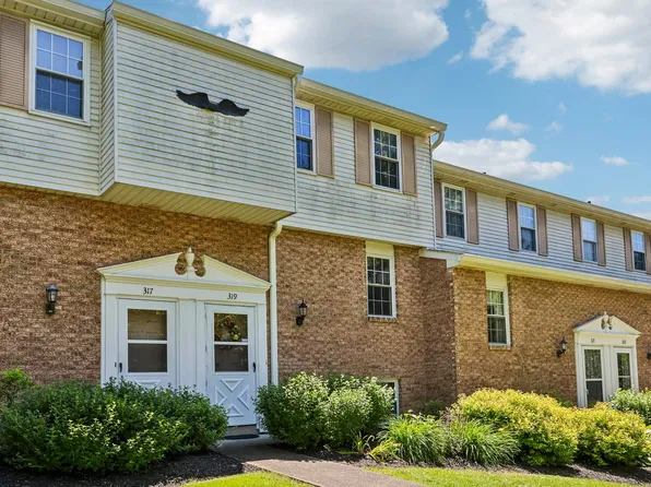 319 Bellford Ct, Cranberry Township, PA 16066