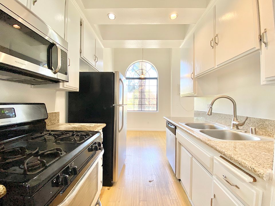 1st image of 9803 Tabor St #207