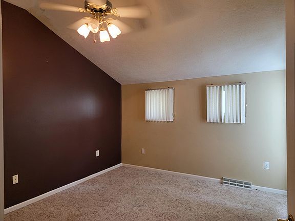 4th image of 928 W 4th St #4