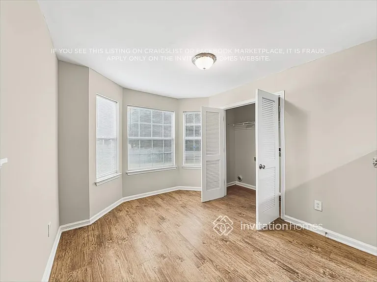 6931 Silver Grass Ct — Photo 9