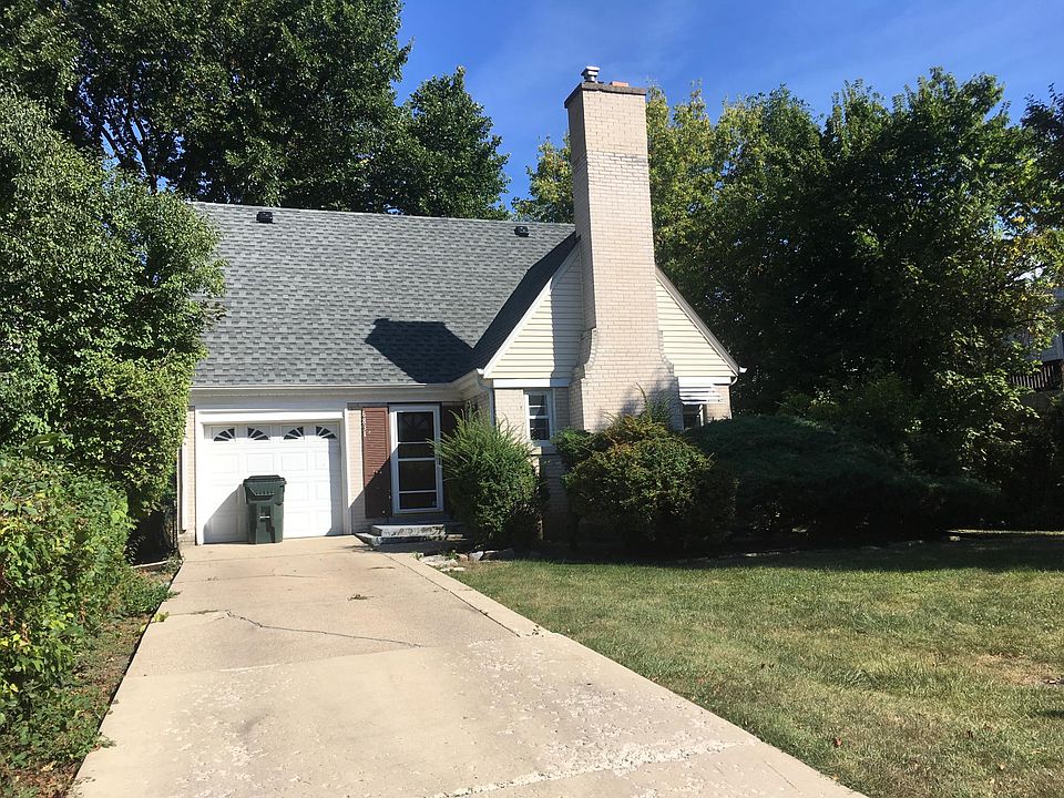 1st image of 6831 N Kolmar Ave