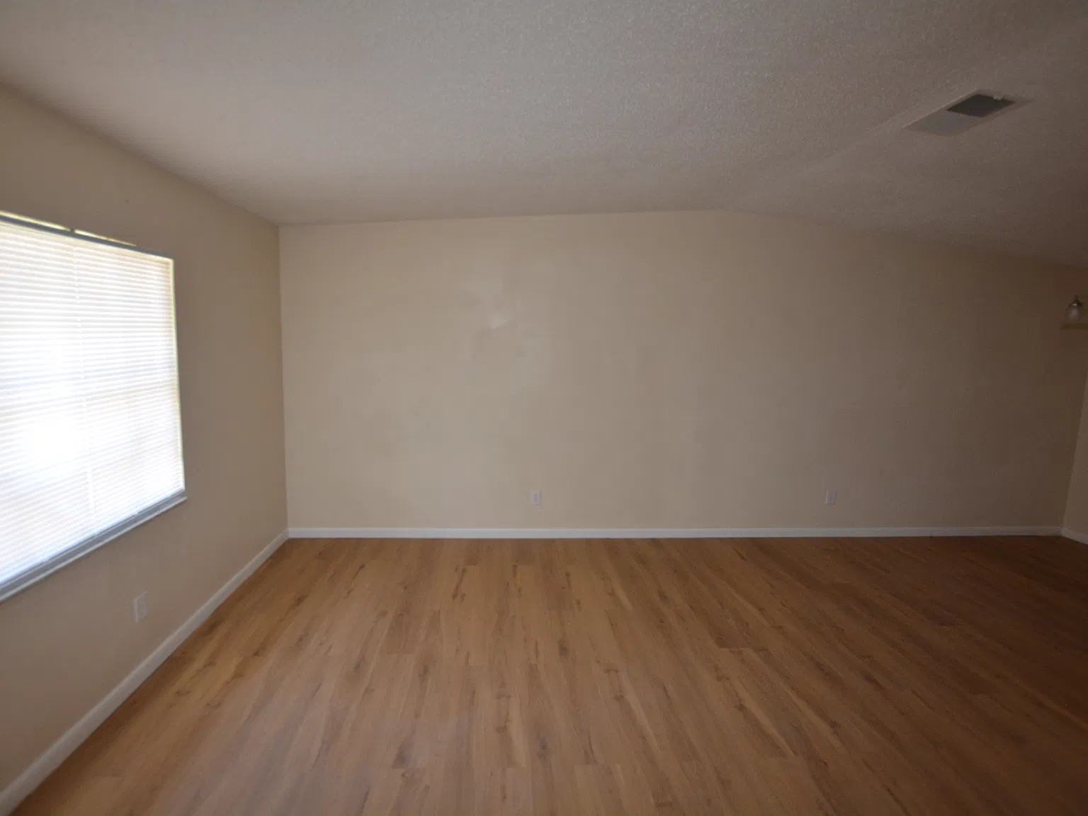 3097 Saint Paul Drive - 1 — Photo 4