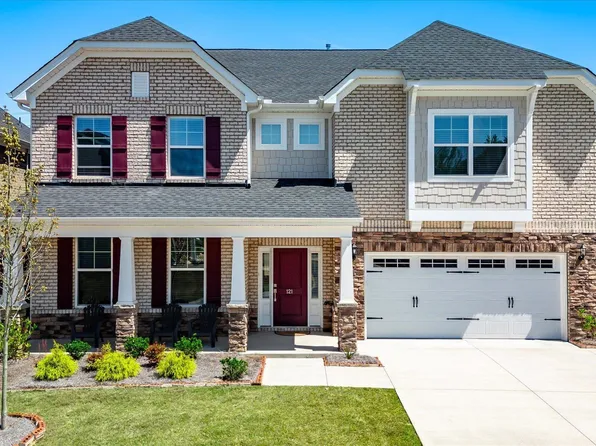 121 Horace Ct, Greenville, SC 29615