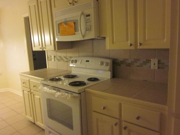 4th image of 3429 Shannon Dale Dr