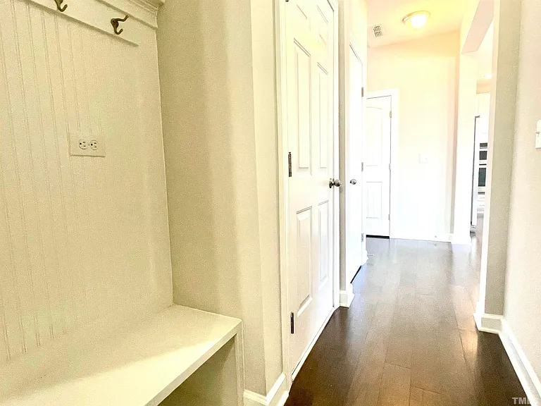 8008 Gilano Dr — Photo 19