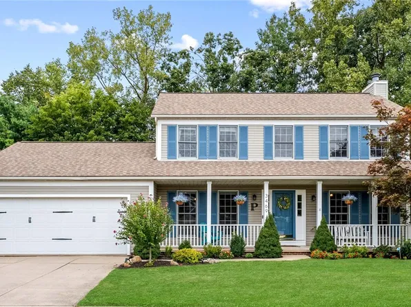 3469 Windham Cir, Cuyahoga Falls, OH 44223