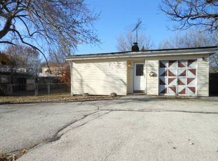 726 S Wolf Rd, Des Plaines, IL 60016