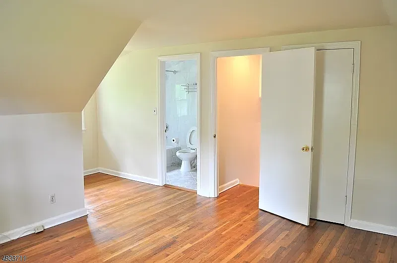 4 bed, 2.5 bath, 1778 sqft, $4,500 — Photo 3
