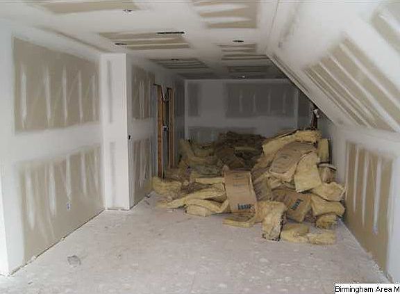 3rd image of 166 Twinview Way