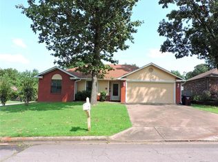 9701 Bryn Mawr Cir, Fort Smith, AR 72908