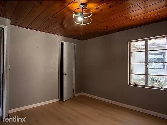 5th image of 605 Gordon Ave