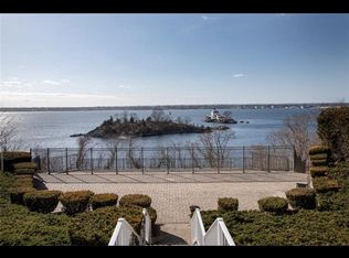 23 Bullocks Point Ave APT 2C, Riverside, RI 02915