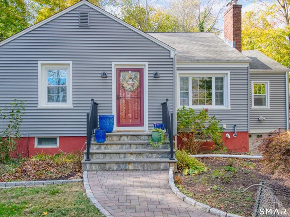 64 Evergreen Avenue, Hamden, CT 06518