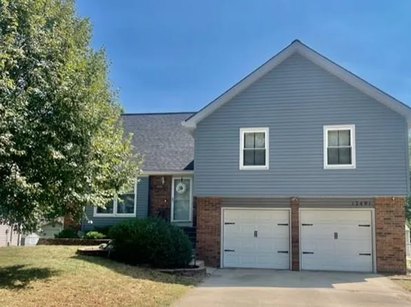 12491 S Twilight Ln, Olathe, KS 66062