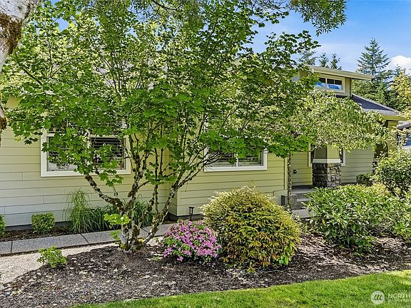 3rd image of 23753 NE Twinberry Way