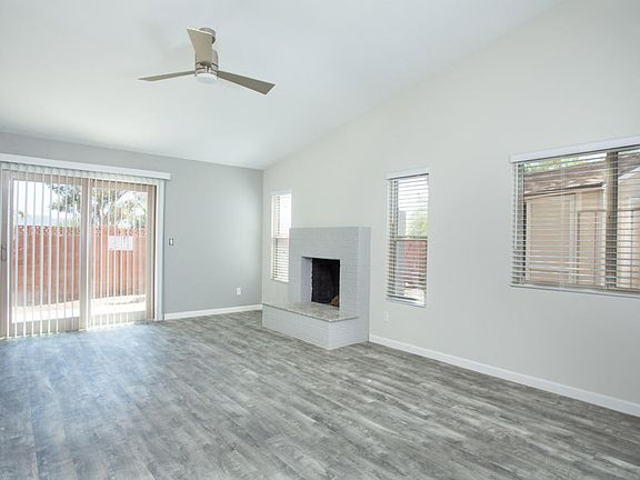 3rd image of 7735 N Gatewood Pl
