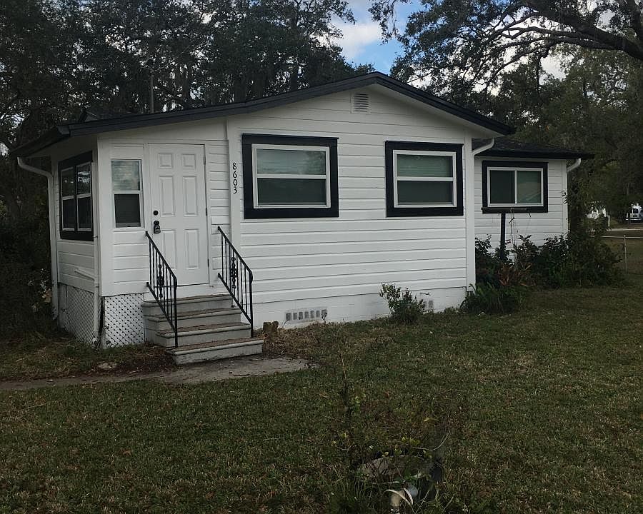 1st image of 8603 N Renfrew Pl