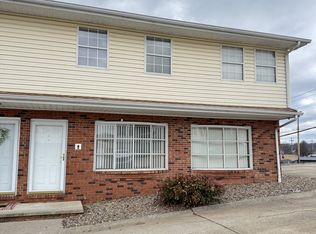 69 Park Cir, Scott Depot, WV 25560