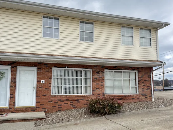 69 Park Cir, Scott Depot, WV 25560