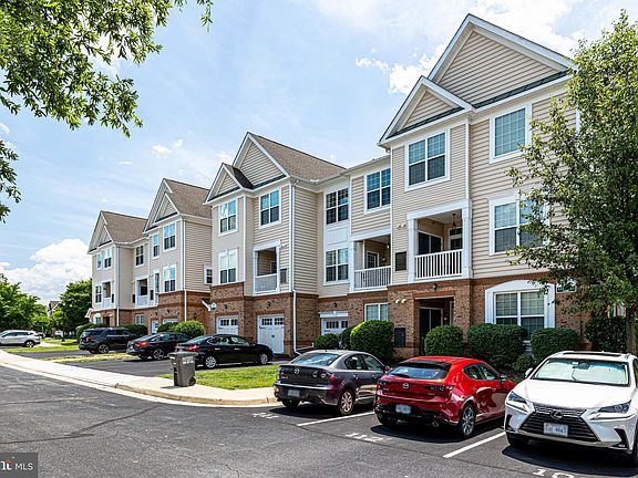 3rd image of 43415 Madison Renee Ter Unit 104