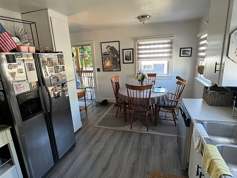1002 Oakes Ave — Photo 18