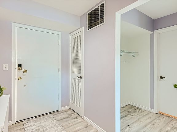 2nd image of 5601 Carriageway Dr APT 110-B
