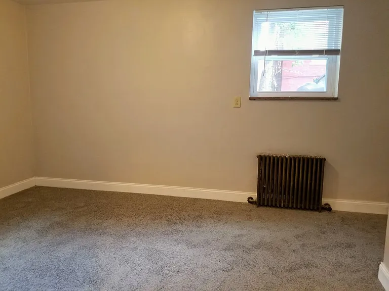 5927 Walnut St — Photo 5