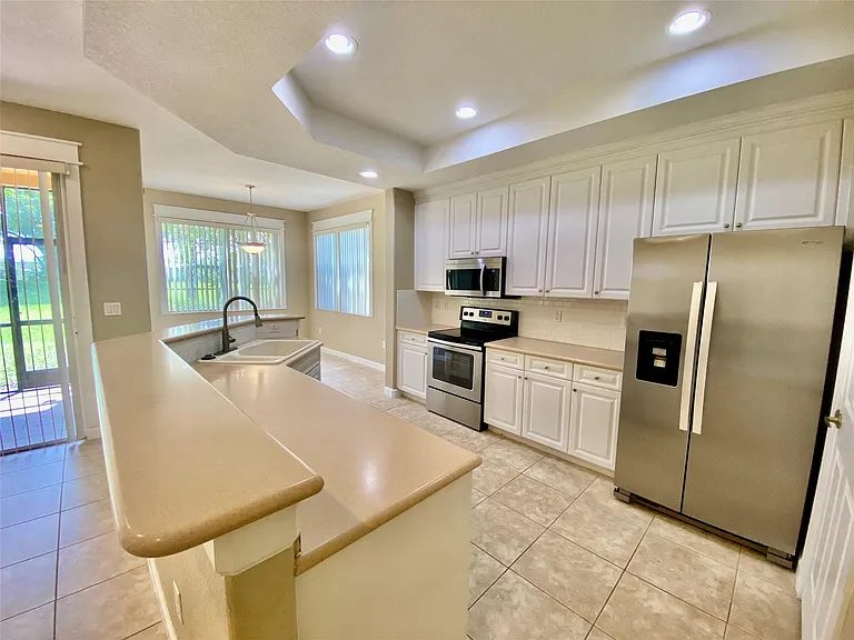 7911 NW 128th Ln #11-C — Photo 7