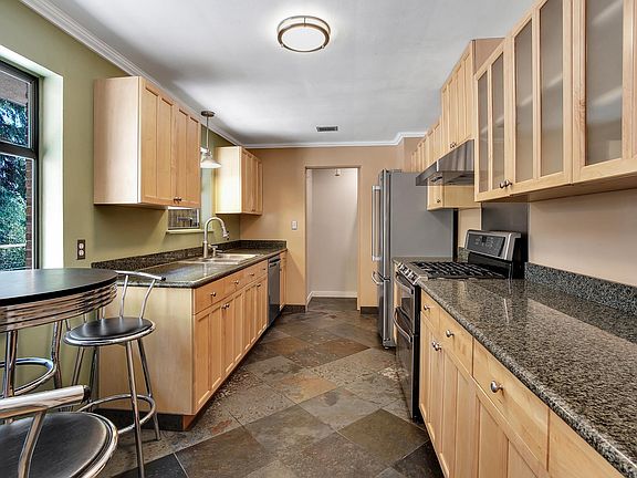 4th image of 14750 27th Ave NE