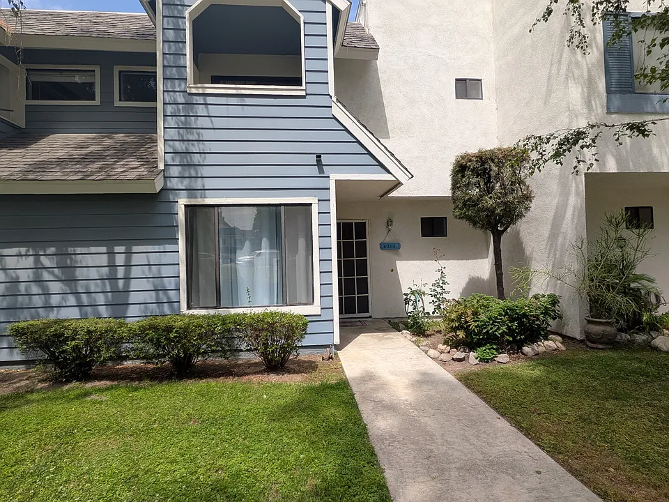 633 E Church Pl #3