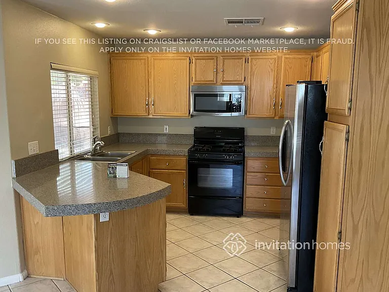8148 Backpacker Ct — Photo 5