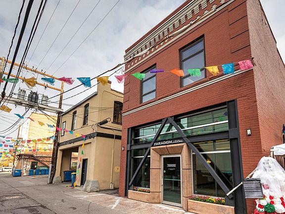 2nd image of 125 1/2 W Main St