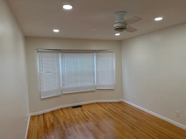 2320 Mira Vista Ave #2320, Montrose, CA 91020