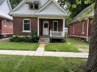 806 N Osburn Ave, Springfield, IL 62702