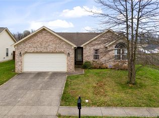 3804 Ridgetop Cir, Jeffersonville, IN 47130