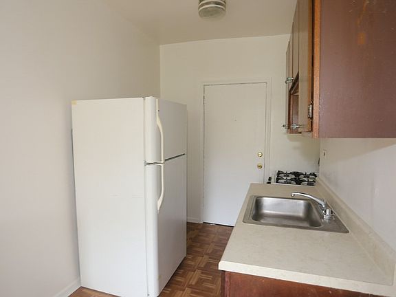 4th image of 929 W Sunnyside Ave #N3